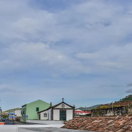 A Casa Do Chafariz Nyaraló Ribeira Grande
